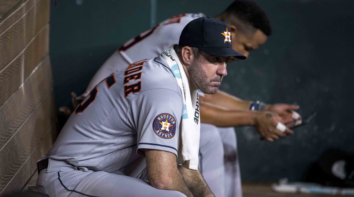 Free-falling Astros Face 'Hell Week' With MLB Playoff Hopes