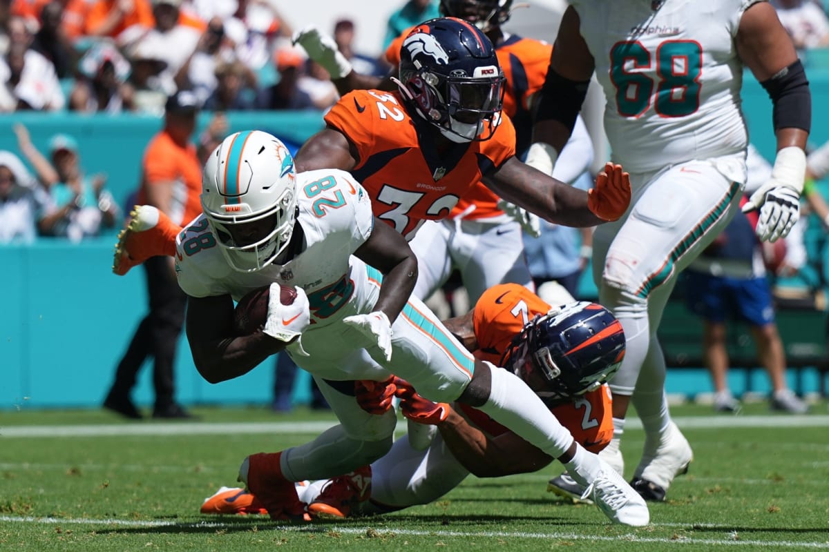 Miami Dolphins Score 70 Points in Victory over Denver Broncos, Second-Most  Points in NFL Regular Season Game - BVM Sports