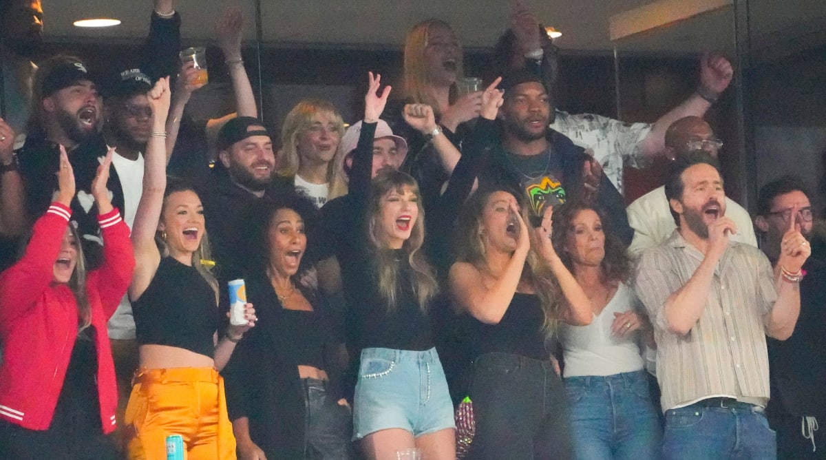 Jets' Sauce Gardner Ignites Even More Controversy With Taylor Swift Post  Directed at Referees