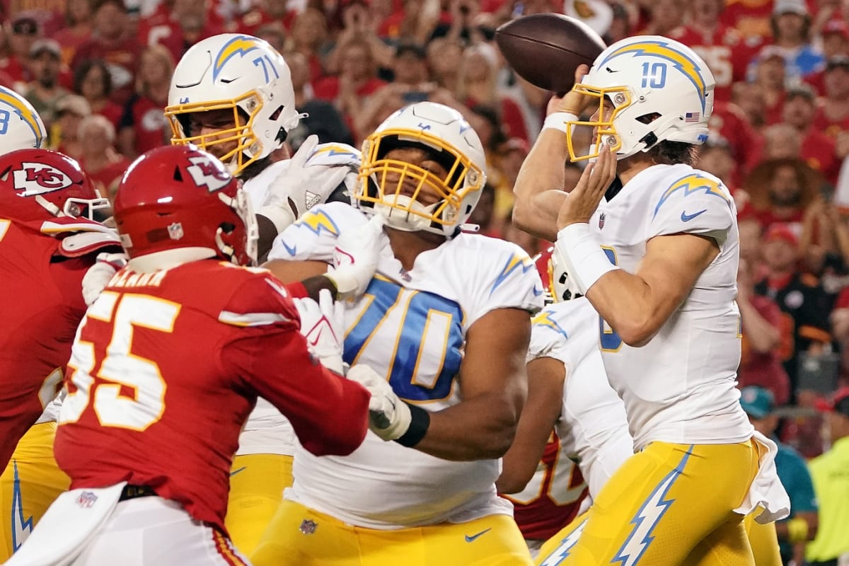 Chargers address offensive line by taking OT Rashawn Slater