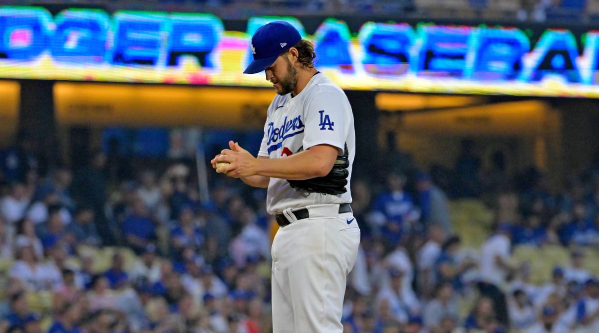 Clayton Kershaw's First Inning Meltdown for Dodgers Summed Up in