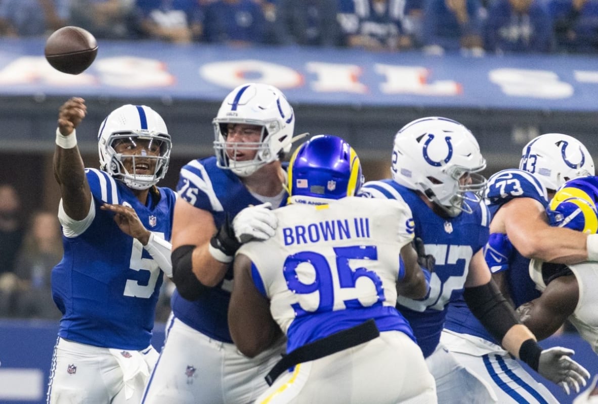 Indianapolis Colts lead AFC South with tiebreaker over Titans