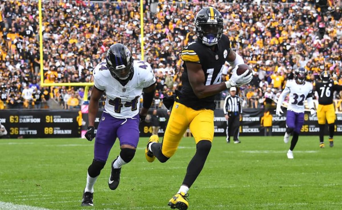 Pittsburgh Steelers beat Baltimore Ravens to remain only