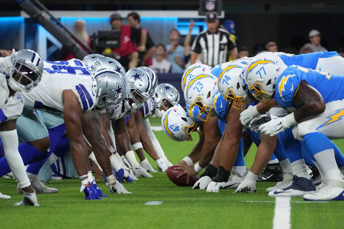 Chargers preserve playoff hopes with Thanksgiving road win over Cowboys –  San Bernardino Sun