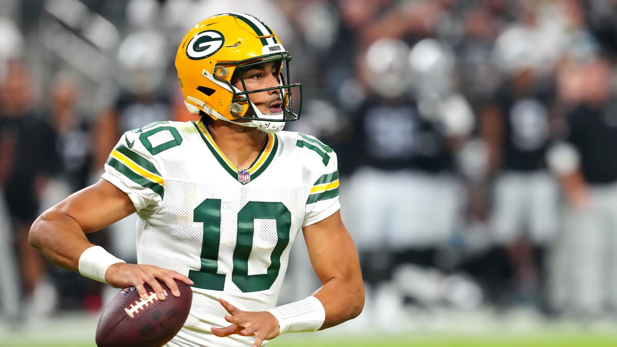 Packers QB Jordan Love Struggled With Three Interceptions vs