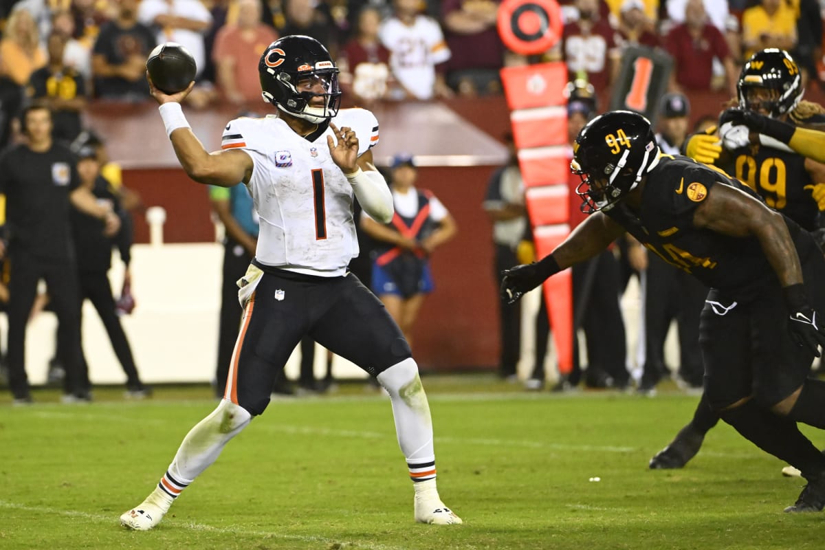 Bears QB Justin Fields believes he scored on fourth-and-goal