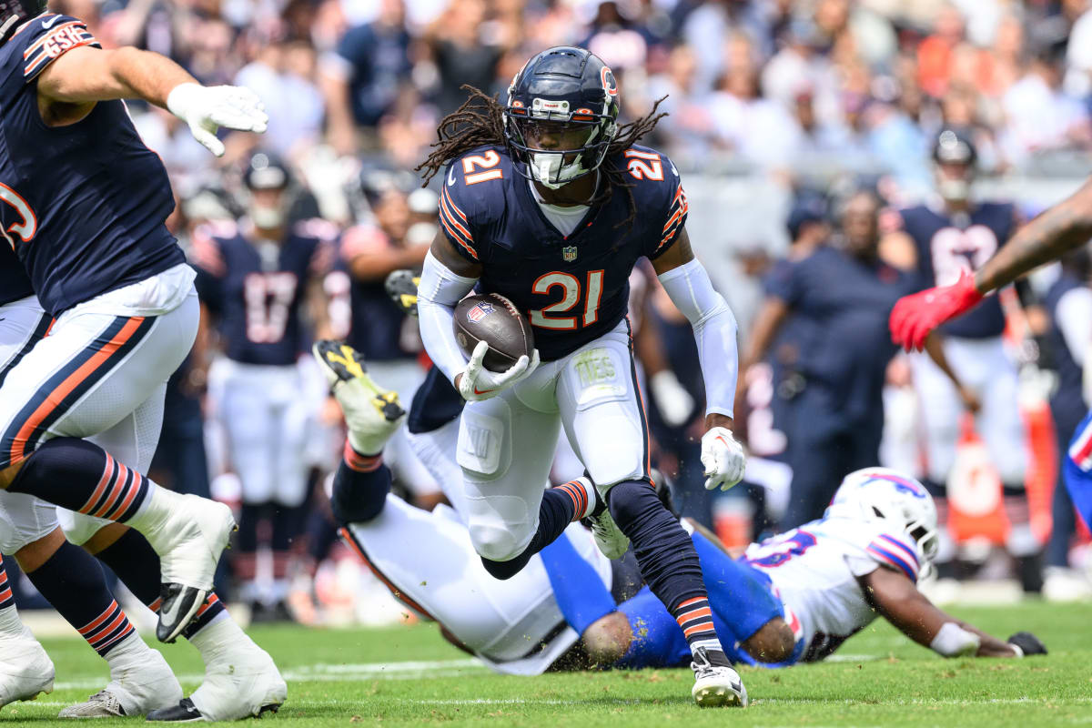 It's not Bears weather just yet, but Cubs don familiar football