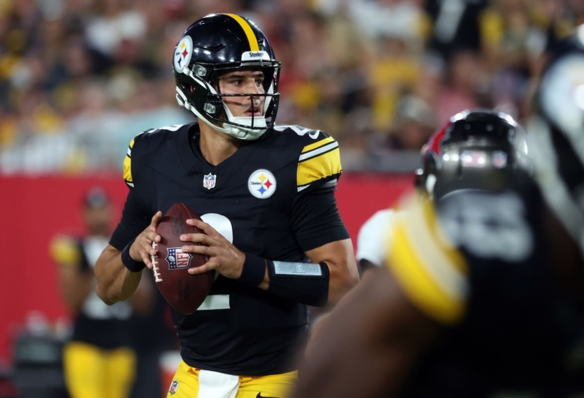 Best Quarterbacks in Pittsburgh Steelers History - Sports Illustrated