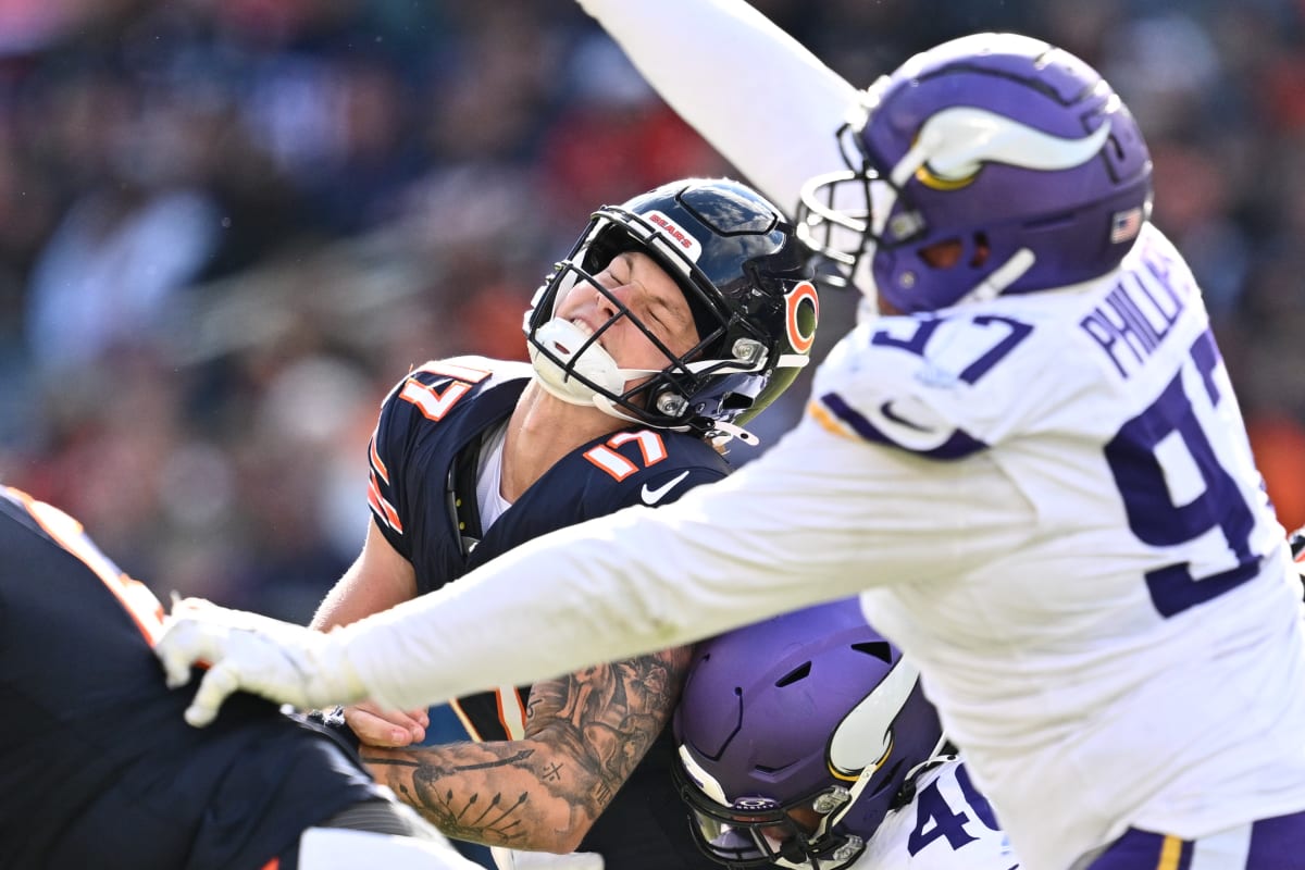 Tyson Bagent Mixed Performance in NFL Debut as Bears' Backup