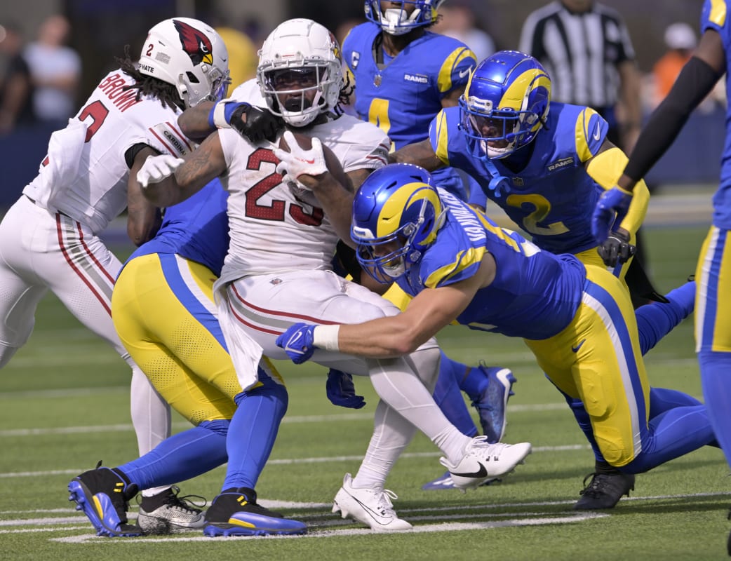 Here's which uniforms the Rams will wear against the Cardinals
