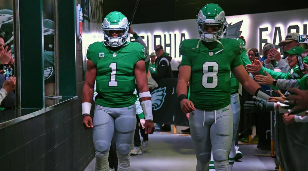 Eagles Choose to Wear Green Jerseys in 2023 Super Bowl Despite