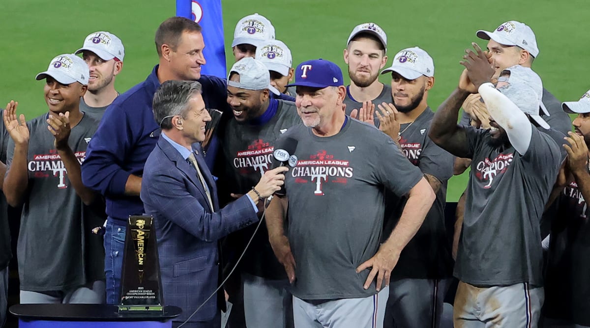Let It Flow: A Defense of Baseball's Champagne Celebrations