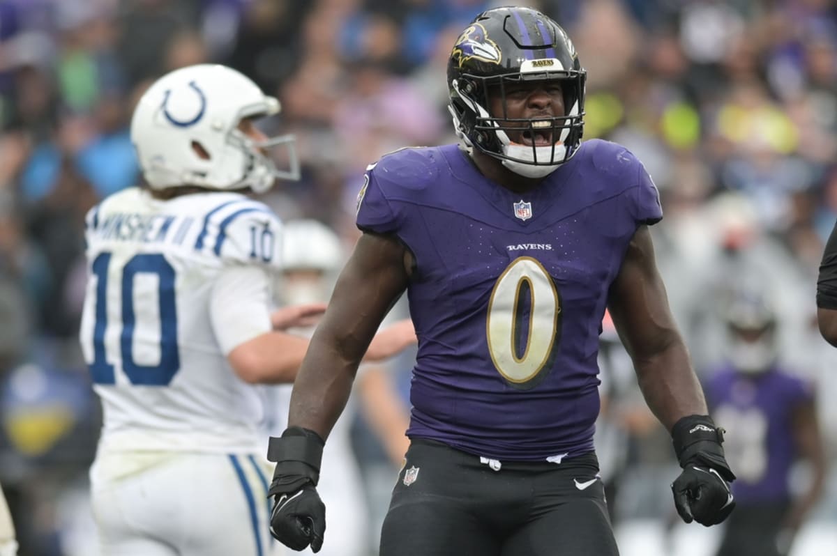 Ravens Linebacker Roquan Smith Leads Dominant Defense Against Red-hot ...