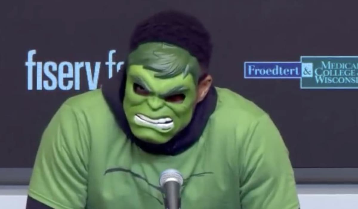 Giannis Antetokounmpo's Serious Postgame Press Conference in Full Halloween Costume Was Too Good