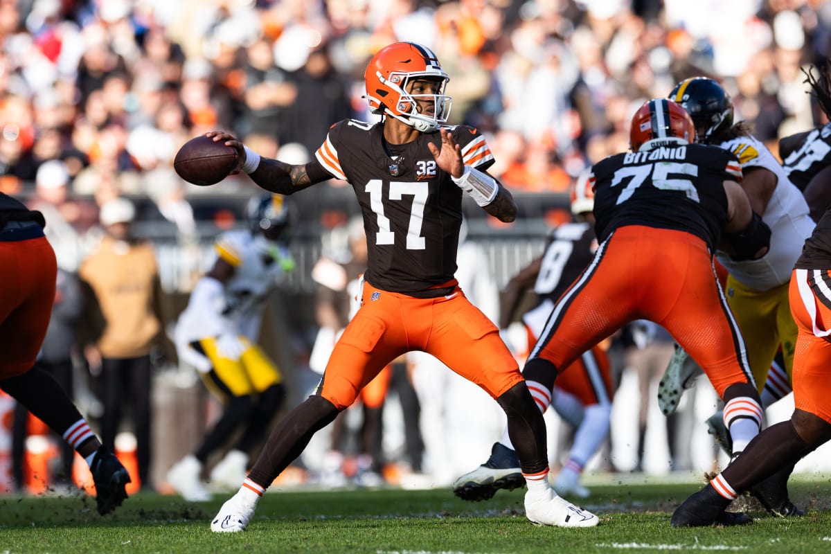 Who Will Be Starting At Quarterback For Browns Against Rams?