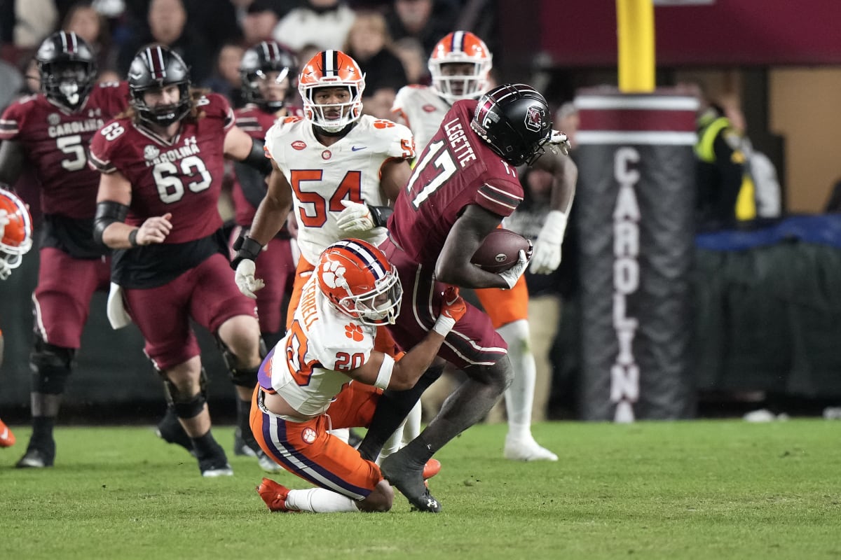 South Carolina vs. Clemson Offensive Breakdown and Performance Grades