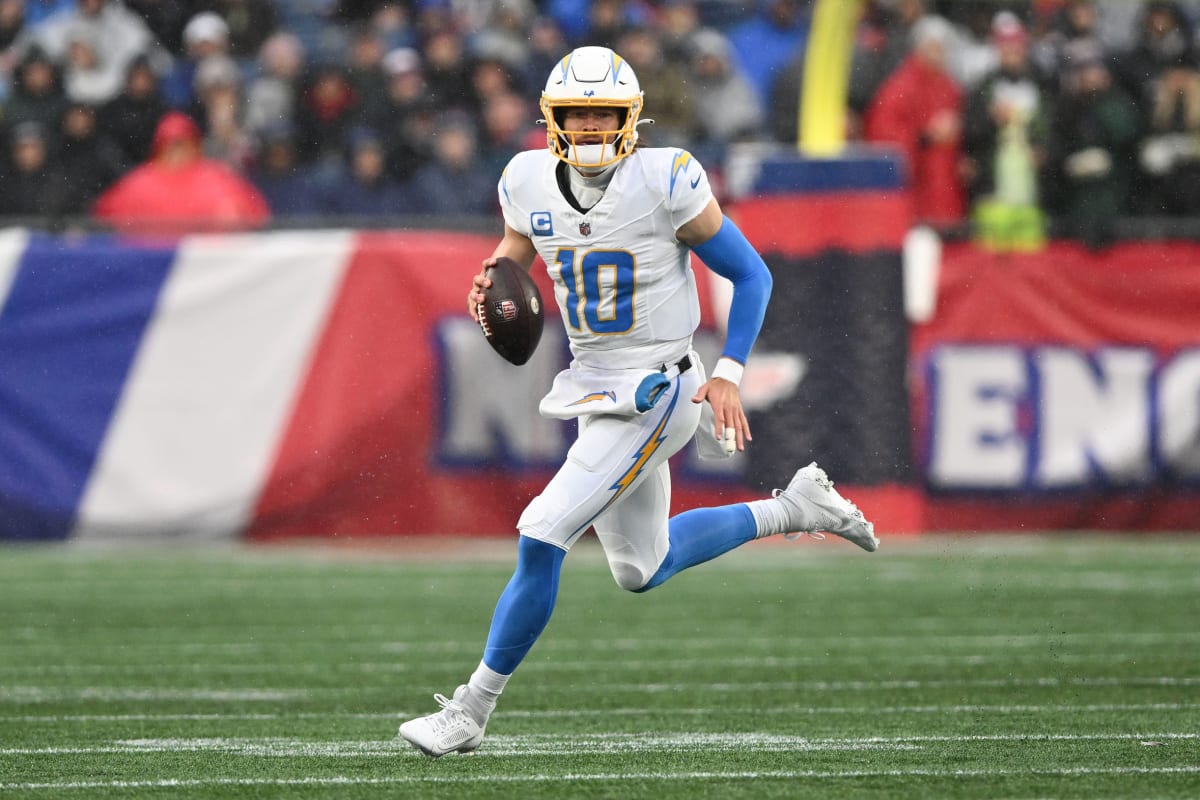 Potential Free Agent Offensive Pieces for LA Chargers Quarterback