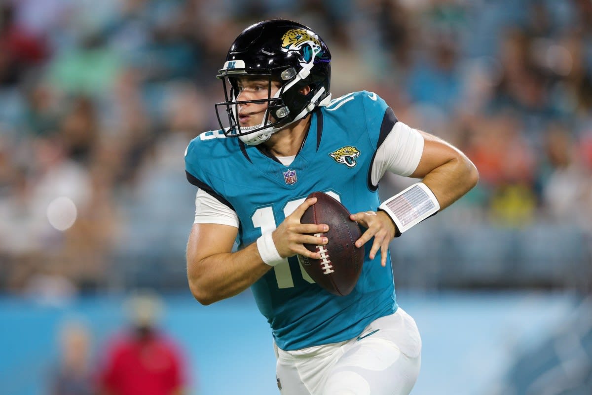 Jaguars Vs. Browns: Jacksonville Signs Nathan Rourke To Active Roster ...