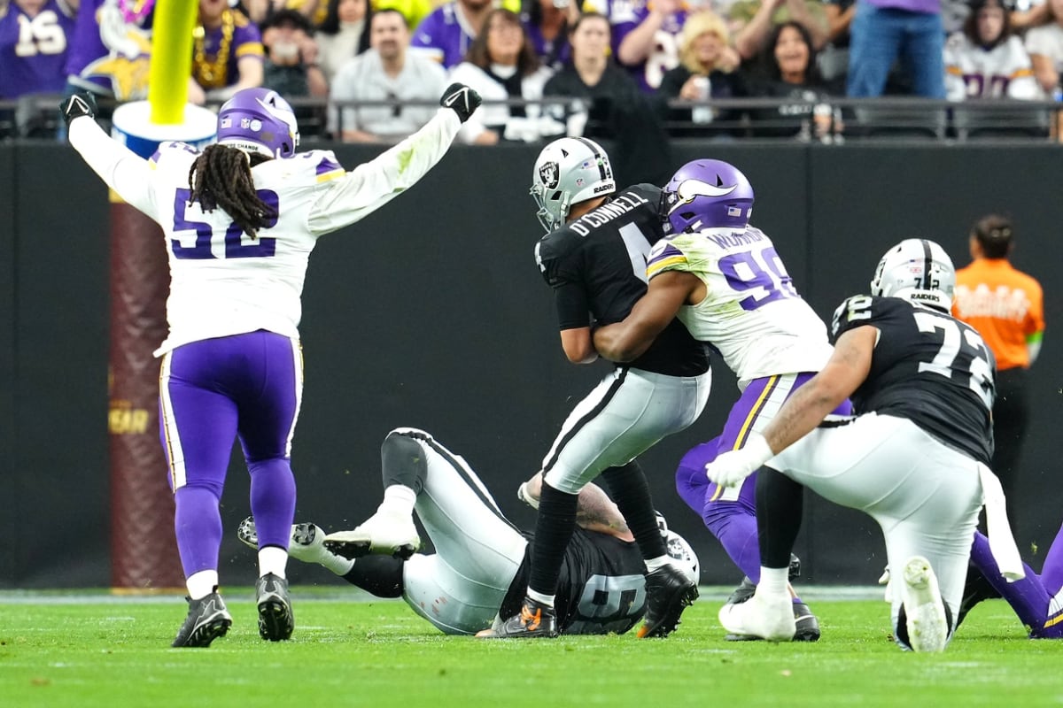 Vikings beat Raiders 3-0 in lowest-scoring NFL game in 16 years