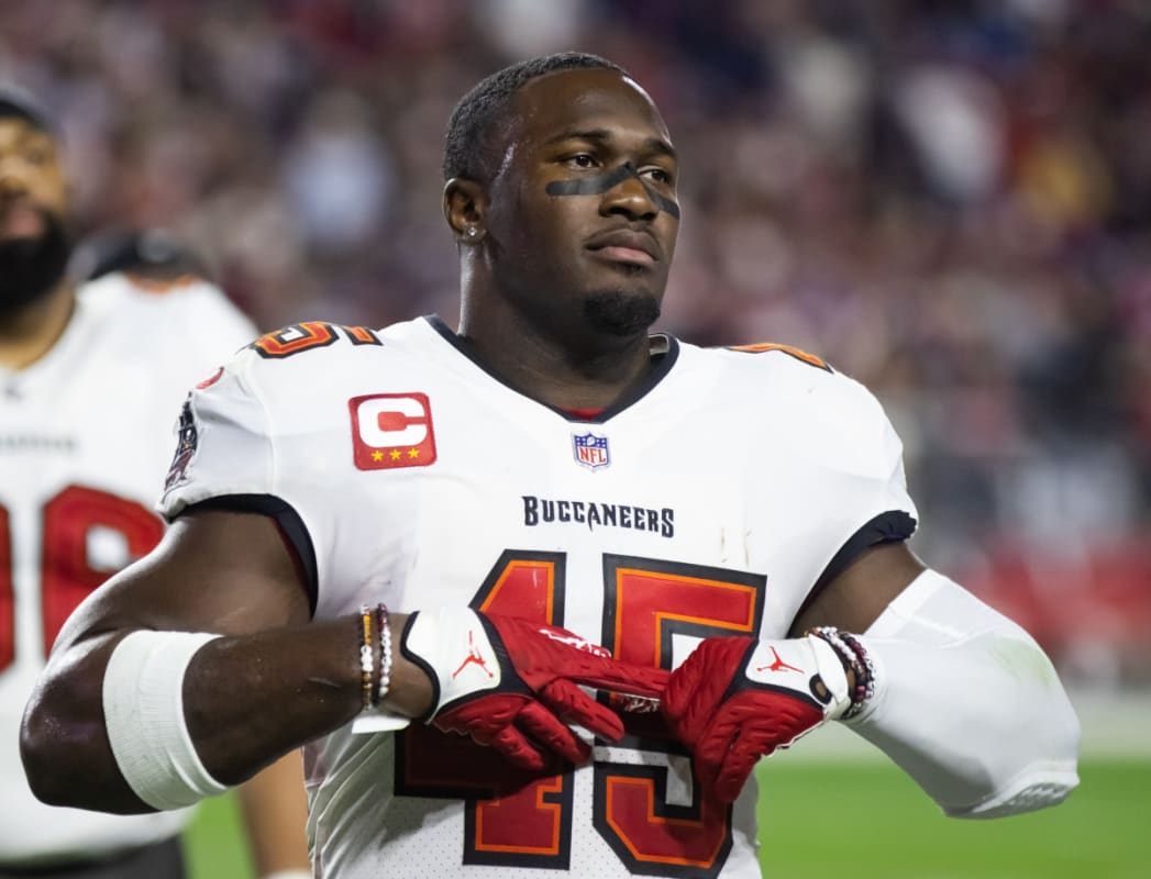 Tampa Bay Buccaneers at Green Bay Packers: Devin White Benched
