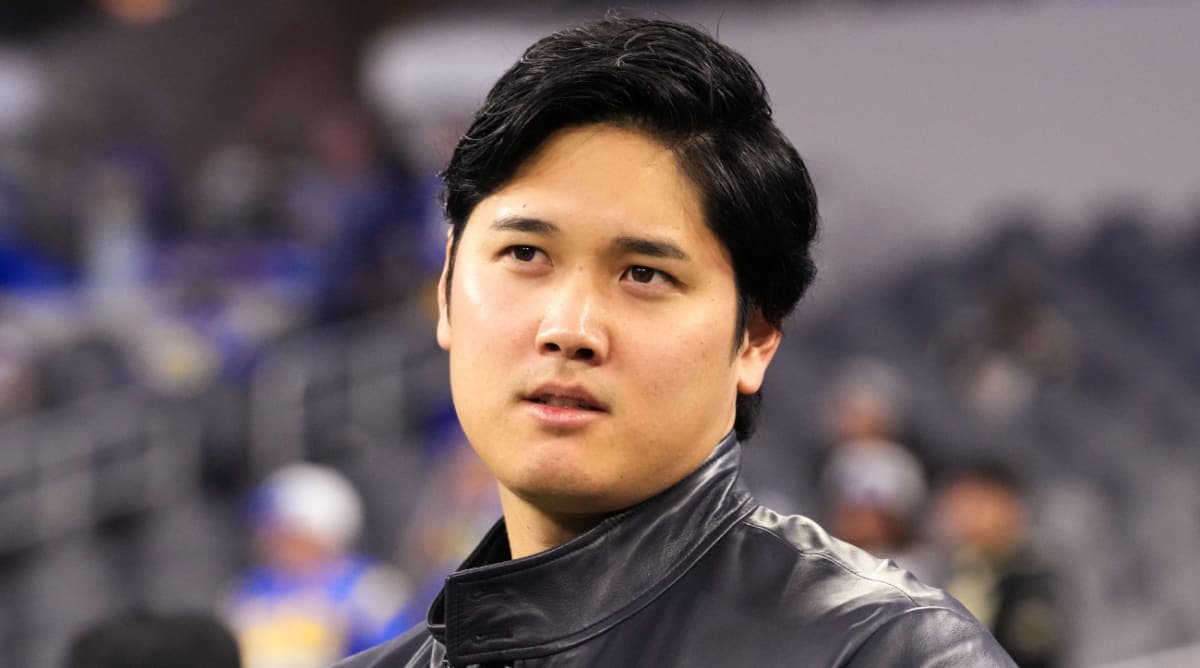 Shohei Ohtani Gifts Porsche to Dodgers Teammate’s Wife as Thanks for Viral Campaign