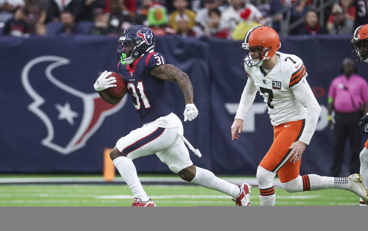 Browns Kicker Dustin Hopkins OUT For Remainder Of Game Vs. Texans - BVM ...