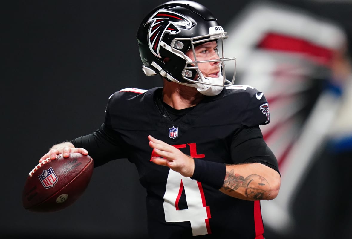 Falcons QB Taylor Heinicke Limited in Practice with Ankle Injury NFL