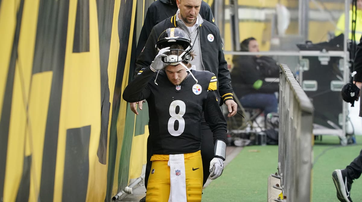 Steelers’ Kenny Pickett Refutes Report He Refused to Dress for Seahawks Game