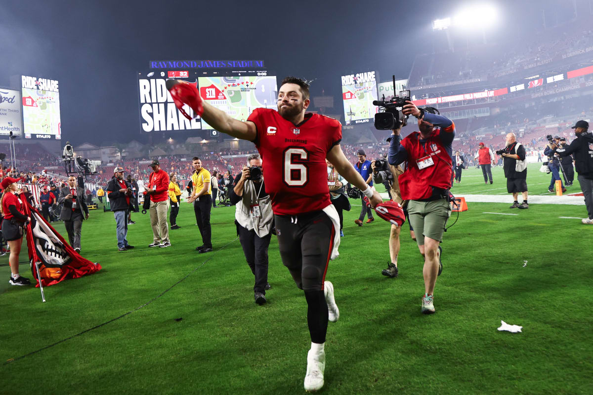 Baker Mayfield Leads Buccaneers to Playoff Upset Victory Over Eagles