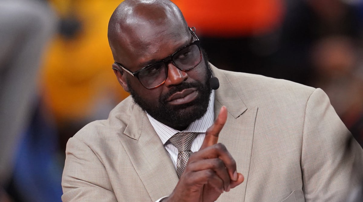 Shaquille O’Neal Explains Why Iconic Alley-Oop Dunk From Kobe Bryant Almost Went Awry