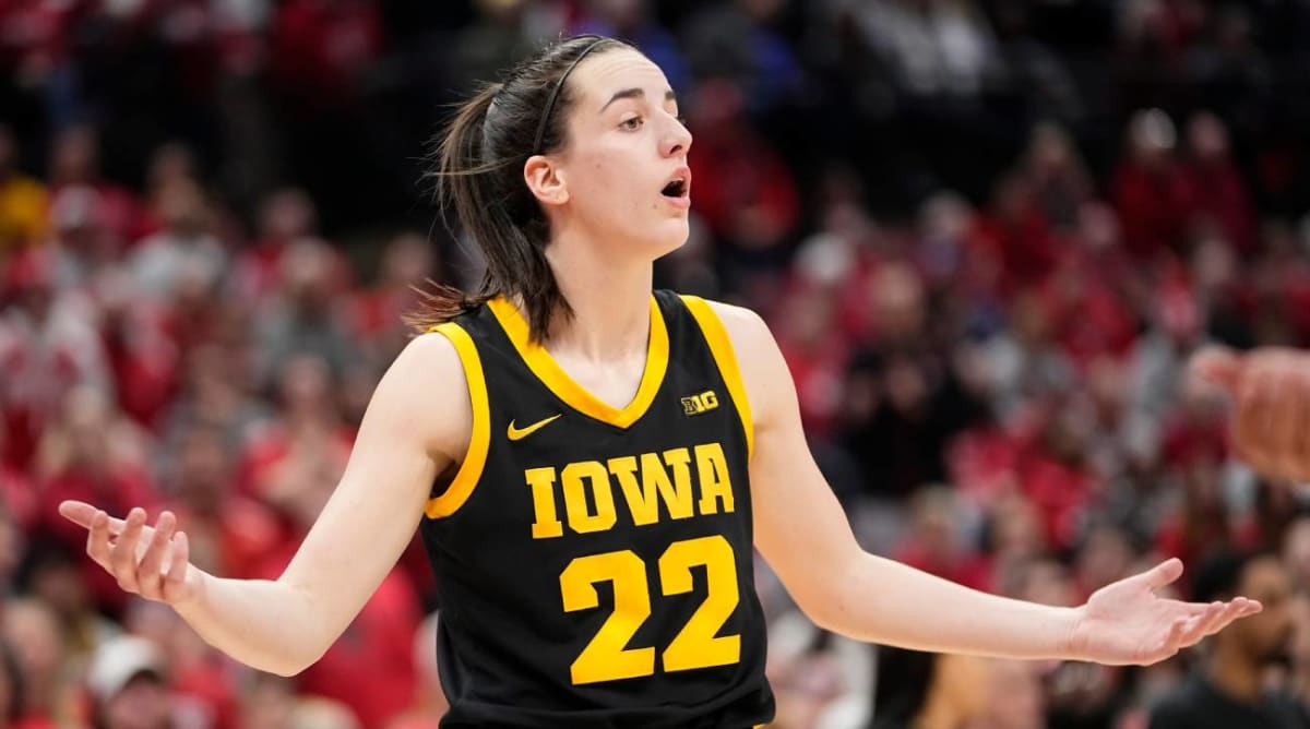Iowa’s Caitlin Clark Painfully Collides With Ohio State Fan On Court After Stunning Upset