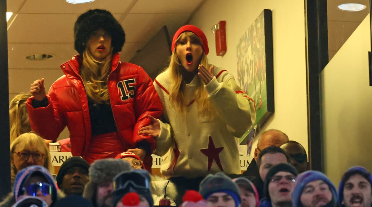 Chiefs TE Hilariously Sang Taylor Swift’s ‘Bad Blood’ While Celebrating Win Over Bills