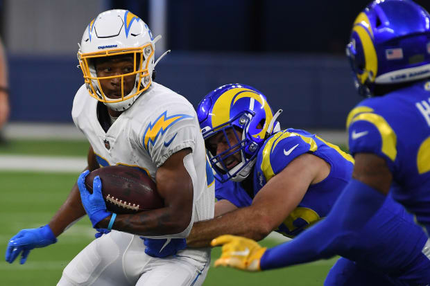 Preview of the Rams vs. Chargers Preseason Game: Contrasting Teams