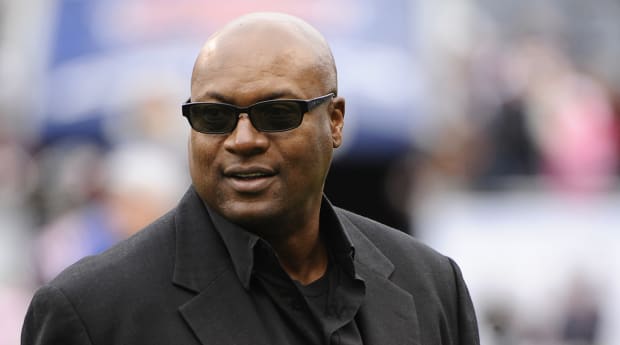 Football and baseball legend Bo Jackson says he's had hiccups for nearly a  year