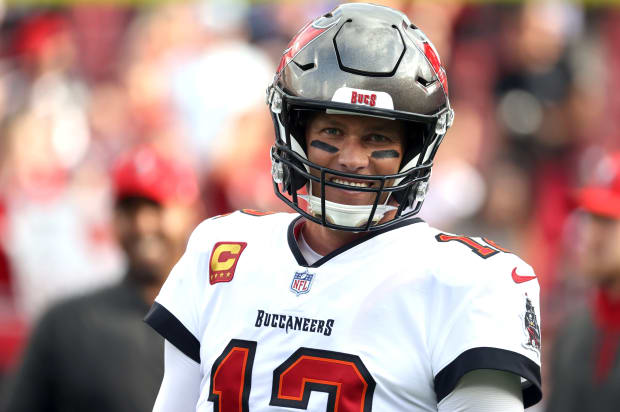 Tampa Bay Buccaneers dropping more hints about new uniforms