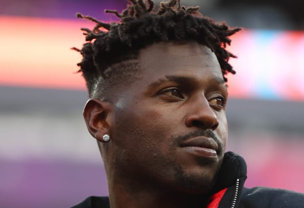 Antonio Brown Claims He'll Play for Albany Empire Arena Football Team on  Saturday