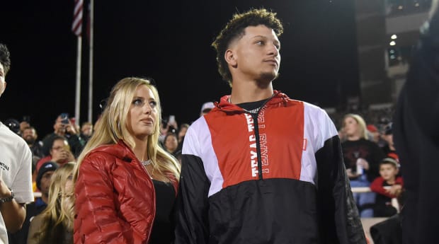 Peanut allergy sends Patrick and Brittany Mahomes' baby to ER