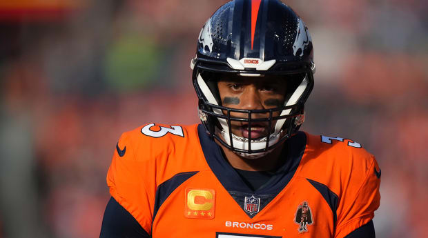 Denver Broncos: Russell Wilson OK for individual drills but misses practice