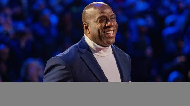 Magic Johnson meets with Washington Commanders players for the first time –  NewsNation