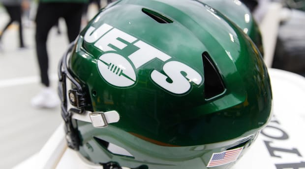 The Jets had a chance to draft Tom Brady in 2000. What if they had? 