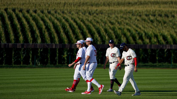 Report: MLB's Field of Dreams Game Slated for Historic Negro