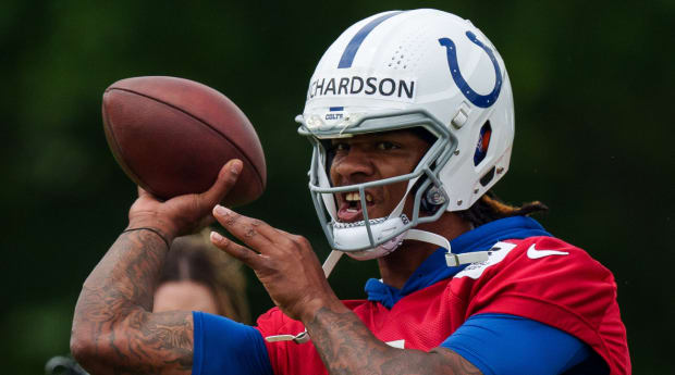 Richardson winning over Colts as his NFL introduction continues