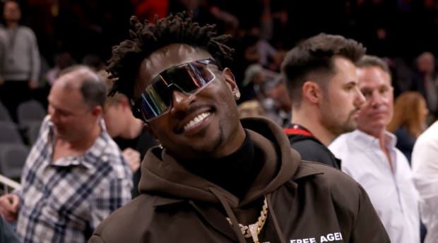 Albany Empire Players, Coaches Intend to Sue Antonio Brown for Unpaid  Wages, per Report