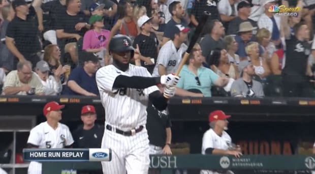 Chicago White Sox Slugger Going Viral For Signature Home Run Derby Bat -  Fastball