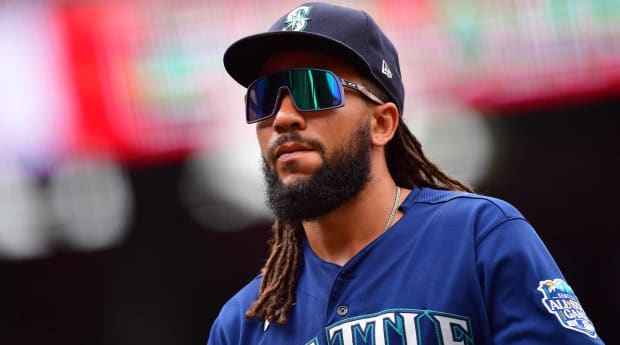 Mariners Players Upset by Team's Selling Blue Jays Merchandise