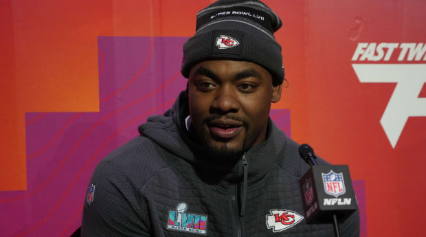 KC Chiefs DT Chris Jones Doesn't Report to Chiefs Camp, 'Far Apart