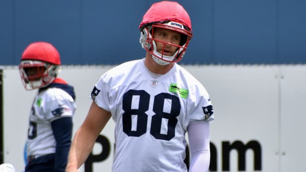 Patriots fans should be ecstatic about Hunter Henry/Mike Gesicki duo