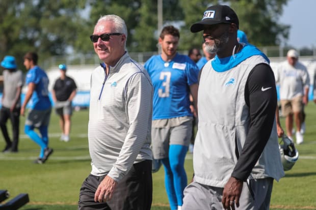 Detroit Lions' Front Office Hopes to Retain Key Players in Contract Talks -  BVM Sports