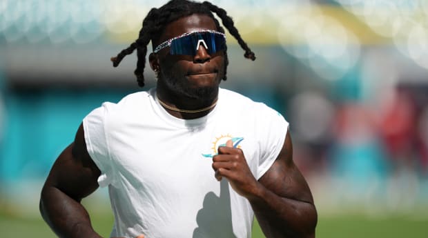 Miami Dolphins' Tyreek Hill reaches settlement after marina incident