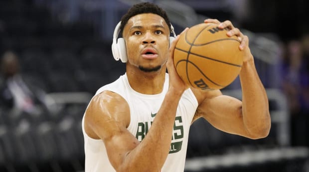 Giannis Antetokounmpo Makes Hilarious Pitch to Al Hilal in Response to Mbappe’s Reported Offer